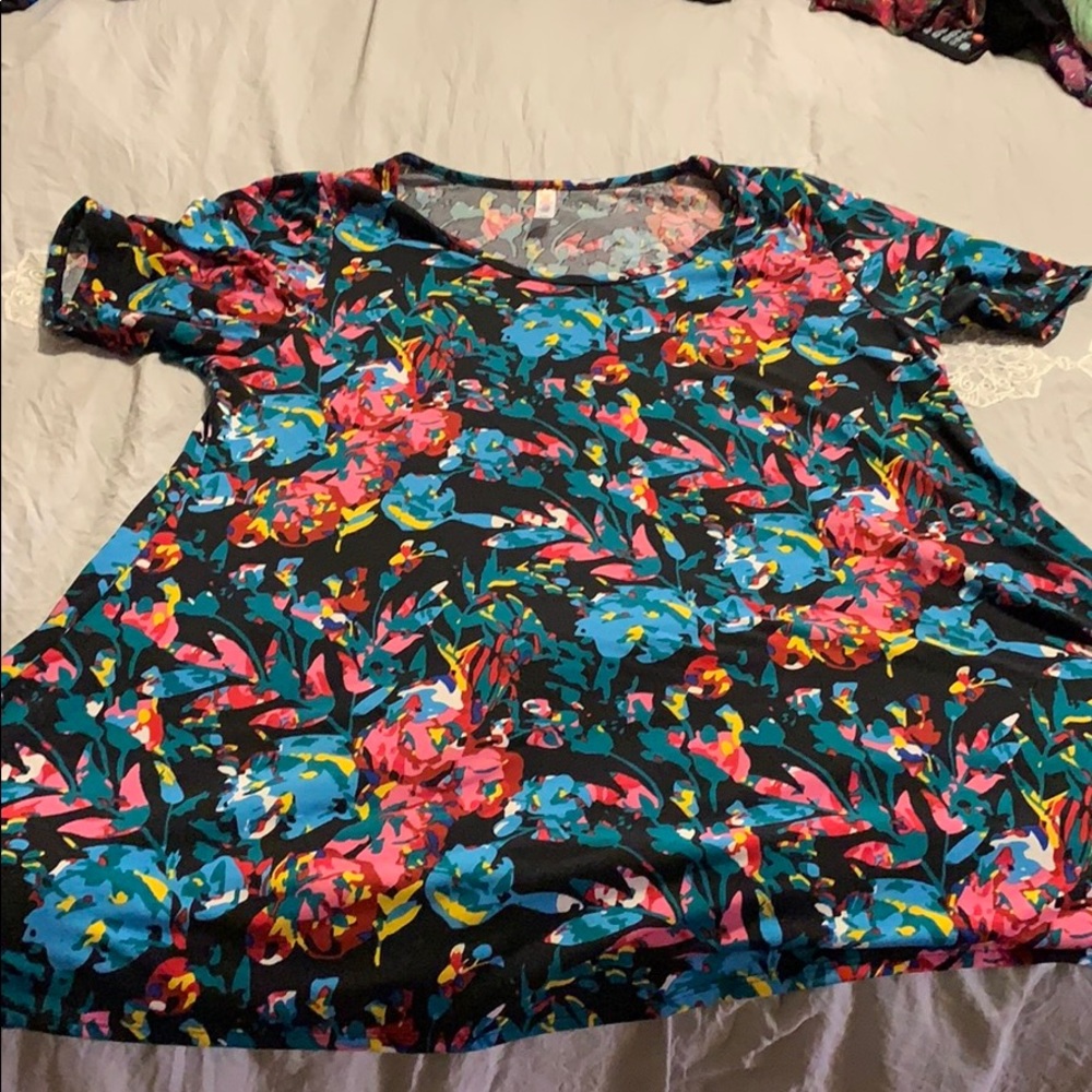 2XL LuLaRoe Perfect Tee